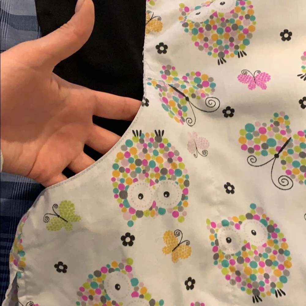 Scrub top - Picture 3 of 3